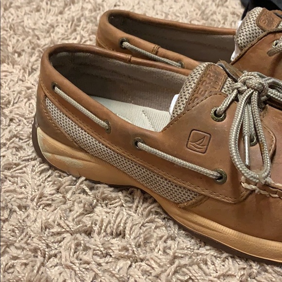 Leather sperrys size 9.5 - Picture 3 of 3